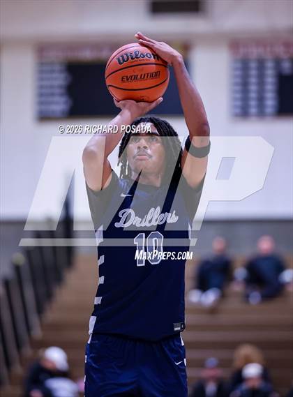Thumbnail 3 in Bakersfield @ Clovis West photogallery.