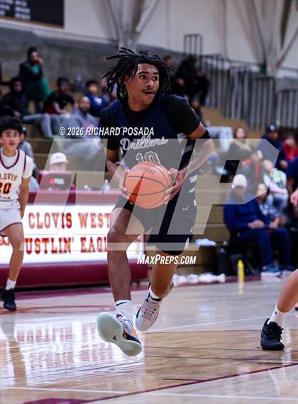 Thumbnail 1 in Bakersfield @ Clovis West photogallery.