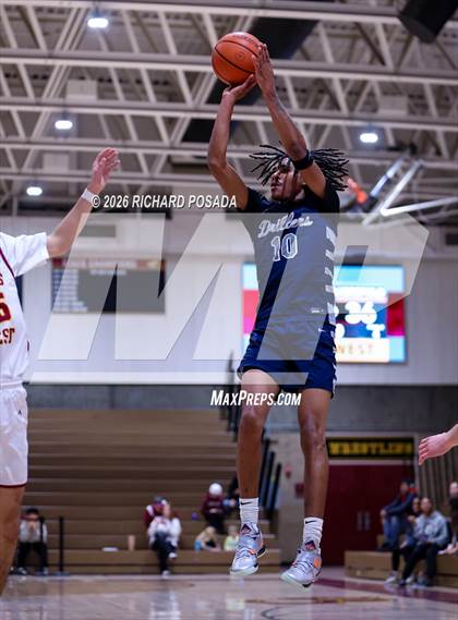 Thumbnail 3 in Bakersfield @ Clovis West photogallery.