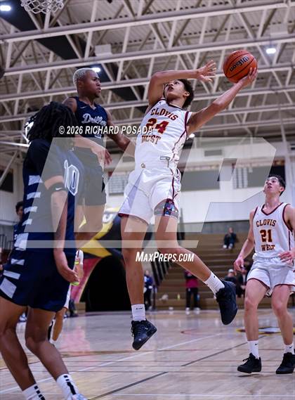 Thumbnail 2 in Bakersfield @ Clovis West photogallery.