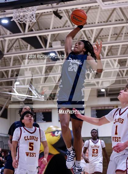Thumbnail 1 in Bakersfield @ Clovis West photogallery.