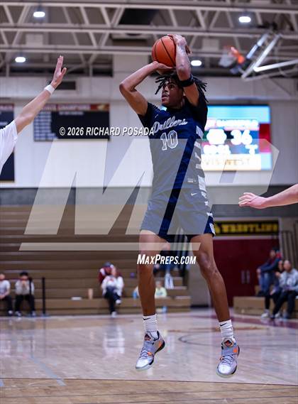 Thumbnail 2 in Bakersfield @ Clovis West photogallery.