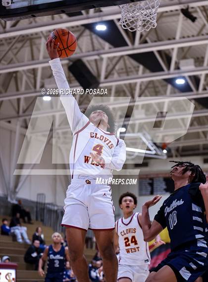 Thumbnail 1 in Bakersfield @ Clovis West photogallery.
