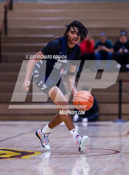 Thumbnail 1 in Bakersfield @ Clovis West photogallery.