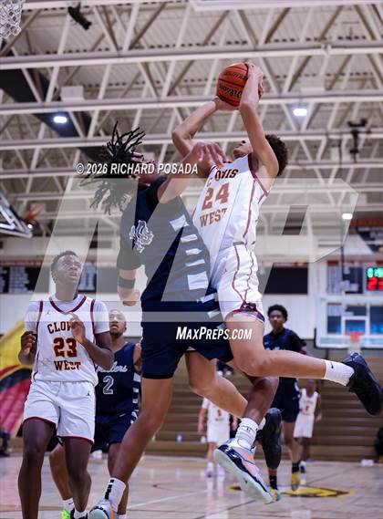 Thumbnail 1 in Bakersfield @ Clovis West photogallery.