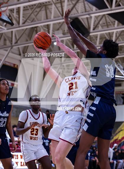Thumbnail 2 in Bakersfield @ Clovis West photogallery.
