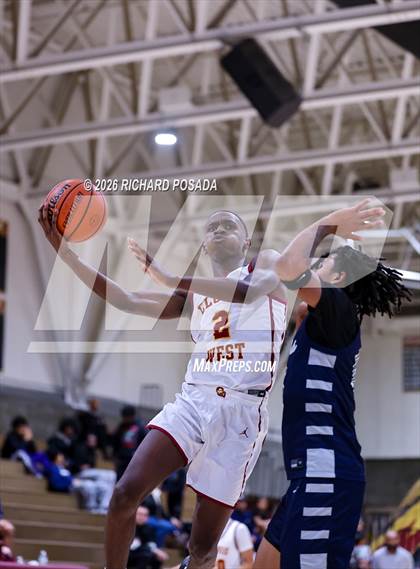 Thumbnail 1 in Bakersfield @ Clovis West photogallery.