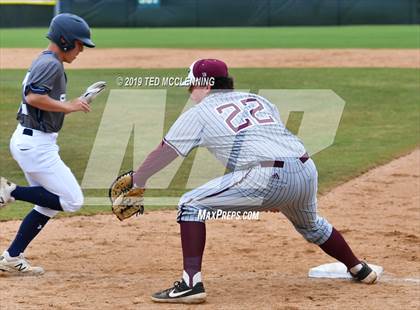 Thumbnail 3 in Shiloh Christian vs. Morrilton (AAA 4A Regional Playoff) photogallery.