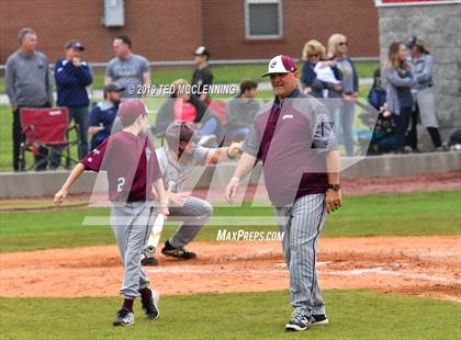 Thumbnail 3 in Shiloh Christian vs. Morrilton (AAA 4A Regional Playoff) photogallery.