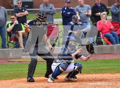 Thumbnail 3 in Shiloh Christian vs. Morrilton (AAA 4A Regional Playoff) photogallery.