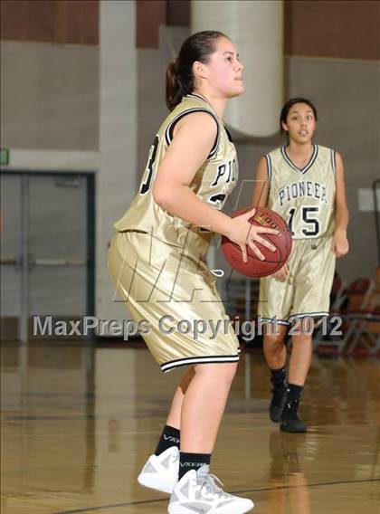 Thumbnail 1 in Pioneer @ Natomas photogallery.