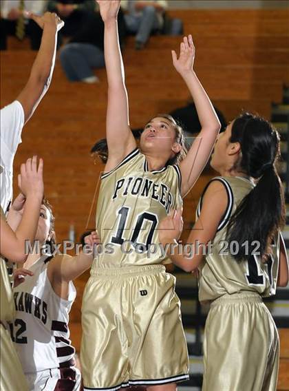 Thumbnail 3 in Pioneer @ Natomas photogallery.