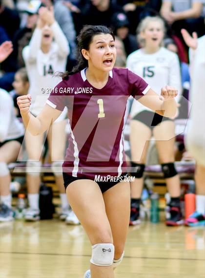 Thumbnail 3 in St. Francis vs Whitney (CIF NorCal D2 Playoff) photogallery.