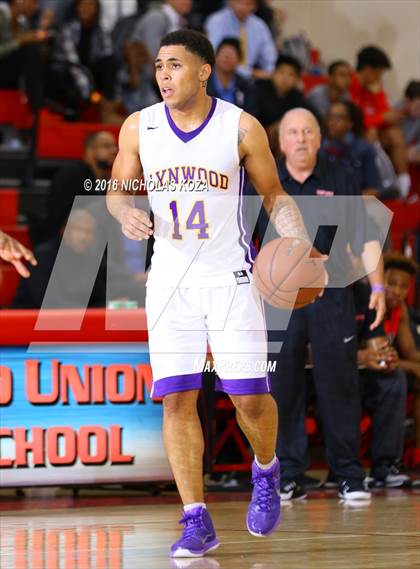 Thumbnail 1 in Lynwood vs. Westchester (Pacific Shores Tournament) photogallery.