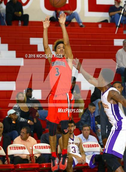 Thumbnail 1 in Lynwood vs. Westchester (Pacific Shores Tournament) photogallery.