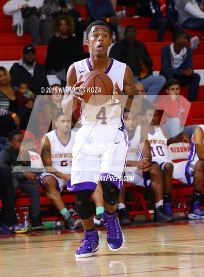 Thumbnail 1 in Lynwood vs. Westchester (Pacific Shores Tournament) photogallery.