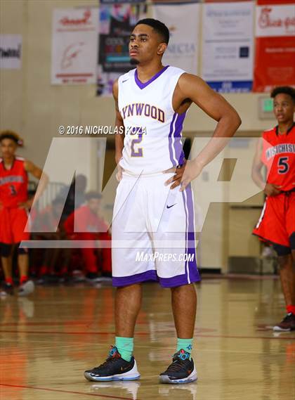 Thumbnail 3 in Lynwood vs. Westchester (Pacific Shores Tournament) photogallery.