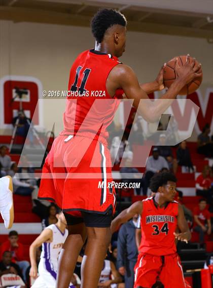 Thumbnail 2 in Lynwood vs. Westchester (Pacific Shores Tournament) photogallery.