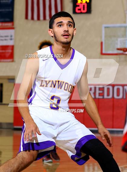 Thumbnail 2 in Lynwood vs. Westchester (Pacific Shores Tournament) photogallery.