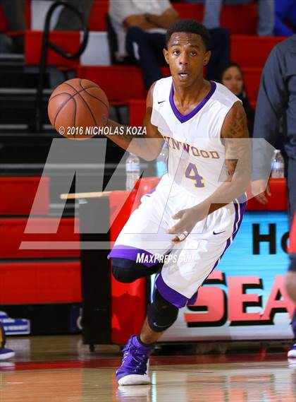 Thumbnail 3 in Lynwood vs. Westchester (Pacific Shores Tournament) photogallery.