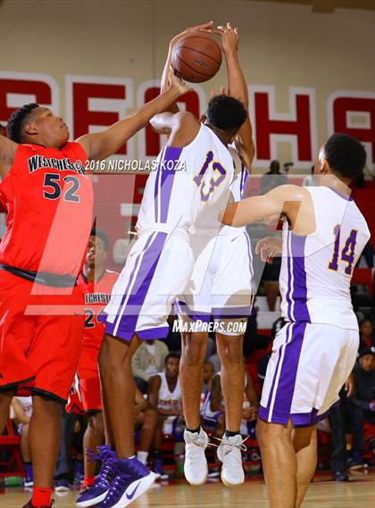 Thumbnail 1 in Lynwood vs. Westchester (Pacific Shores Tournament) photogallery.