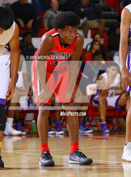 Thumbnail 2 in Lynwood vs. Westchester (Pacific Shores Tournament) photogallery.
