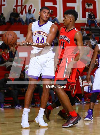 Thumbnail 3 in Lynwood vs. Westchester (Pacific Shores Tournament) photogallery.