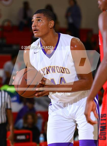 Thumbnail 1 in Lynwood vs. Westchester (Pacific Shores Tournament) photogallery.
