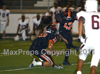 Thumbnail 2 in Atlanta vs. Gilmer photogallery.