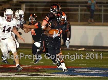 Thumbnail 2 in Atlanta vs. Gilmer photogallery.