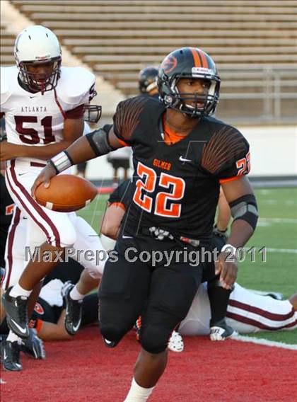 Thumbnail 3 in Atlanta vs. Gilmer photogallery.