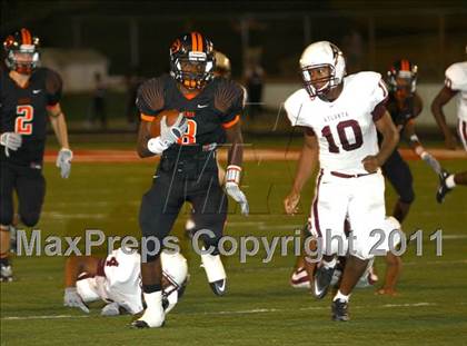 Thumbnail 2 in Atlanta vs. Gilmer photogallery.