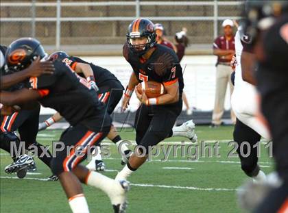 Thumbnail 3 in Atlanta vs. Gilmer photogallery.