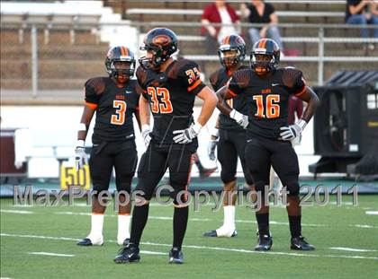 Thumbnail 1 in Atlanta vs. Gilmer photogallery.