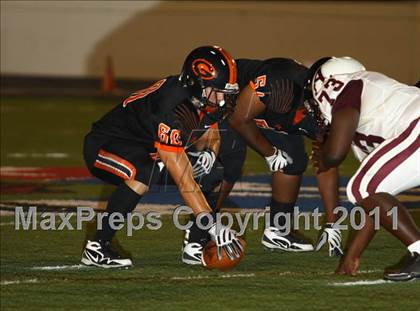 Thumbnail 3 in Atlanta vs. Gilmer photogallery.