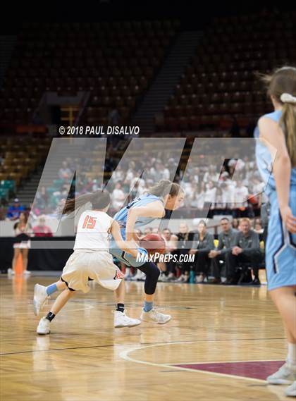 Thumbnail 2 in Ralston Valley vs. Lakewood (CHSAA 5A Great 8) photogallery.