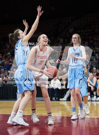 Thumbnail 3 in Ralston Valley vs. Lakewood (CHSAA 5A Great 8) photogallery.