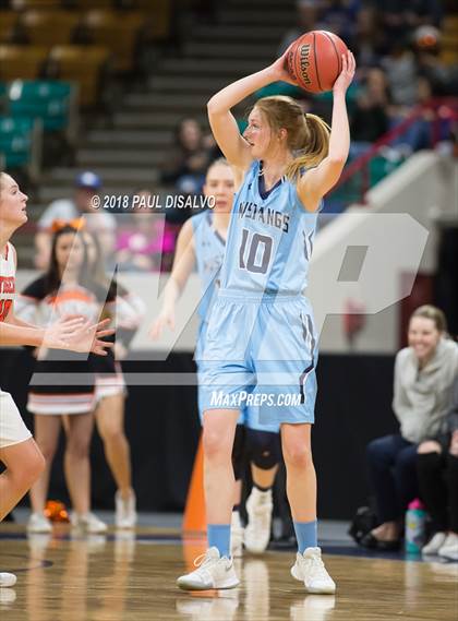 Thumbnail 3 in Ralston Valley vs. Lakewood (CHSAA 5A Great 8) photogallery.