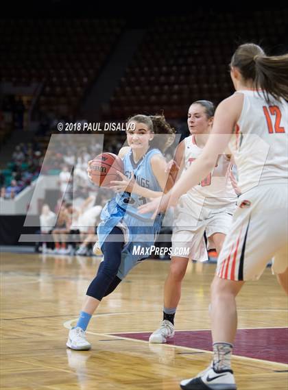 Thumbnail 1 in Ralston Valley vs. Lakewood (CHSAA 5A Great 8) photogallery.