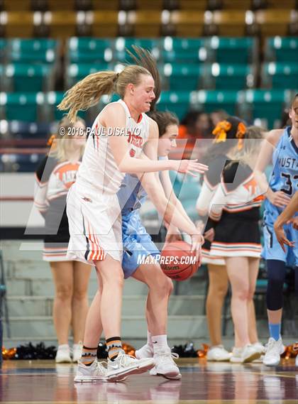 Thumbnail 1 in Ralston Valley vs. Lakewood (CHSAA 5A Great 8) photogallery.