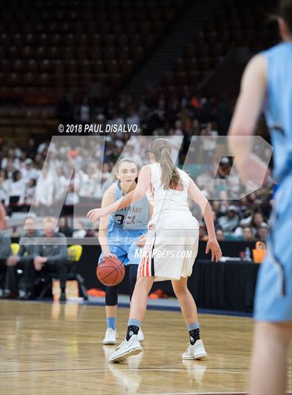 Thumbnail 3 in Ralston Valley vs. Lakewood (CHSAA 5A Great 8) photogallery.
