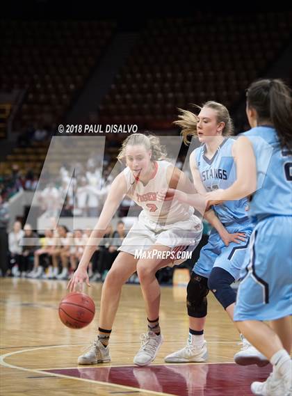 Thumbnail 3 in Ralston Valley vs. Lakewood (CHSAA 5A Great 8) photogallery.