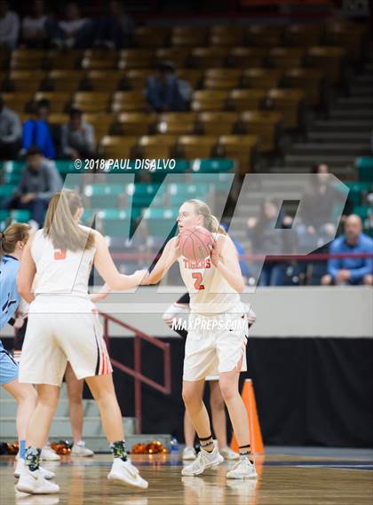 Thumbnail 1 in Ralston Valley vs. Lakewood (CHSAA 5A Great 8) photogallery.