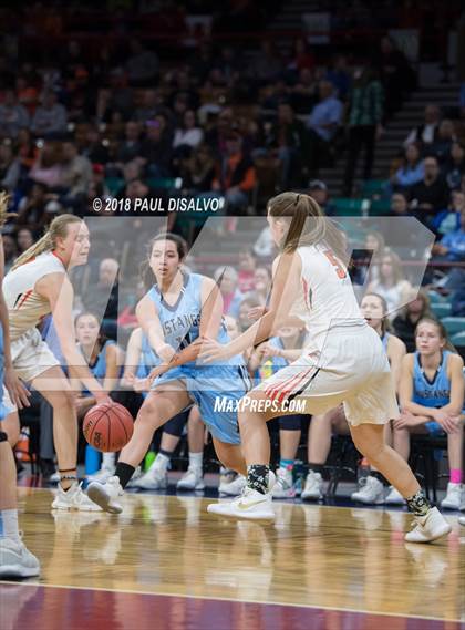 Thumbnail 2 in Ralston Valley vs. Lakewood (CHSAA 5A Great 8) photogallery.