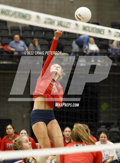 Thumbnail 2 in Park City vs. Woods Cross (UHSAA 5A 6th & 8th Place Match) photogallery.