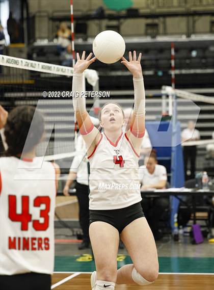 Thumbnail 2 in Park City vs. Woods Cross (UHSAA 5A 6th & 8th Place Match) photogallery.