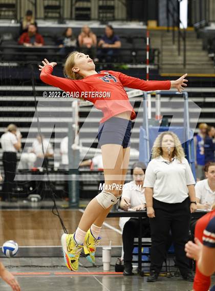Thumbnail 2 in Park City vs. Woods Cross (UHSAA 5A 6th & 8th Place Match) photogallery.