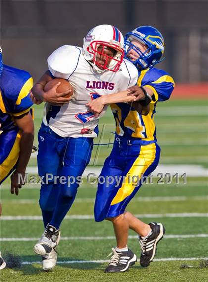 Thumbnail 2 in Sunnybrook Christian vs. Brazosport Christian (Living Stones Kick Off Classic) photogallery.
