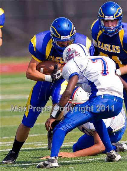 Thumbnail 1 in Sunnybrook Christian vs. Brazosport Christian (Living Stones Kick Off Classic) photogallery.