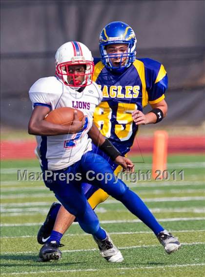 Thumbnail 3 in Sunnybrook Christian vs. Brazosport Christian (Living Stones Kick Off Classic) photogallery.